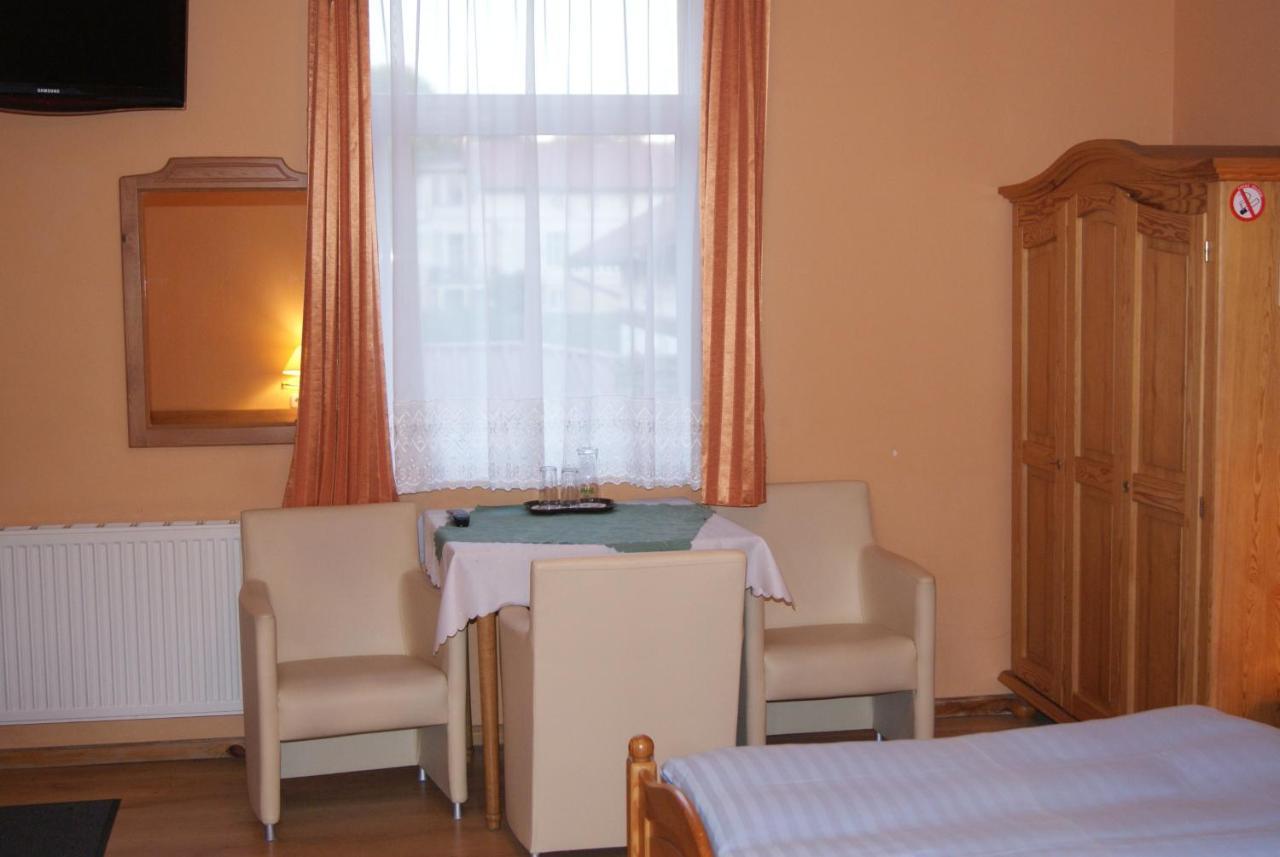 Hotel Alga Устка Екстериор снимка