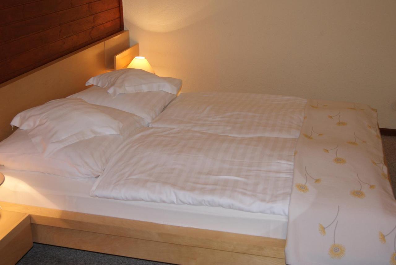 Hotel Alga Устка Екстериор снимка