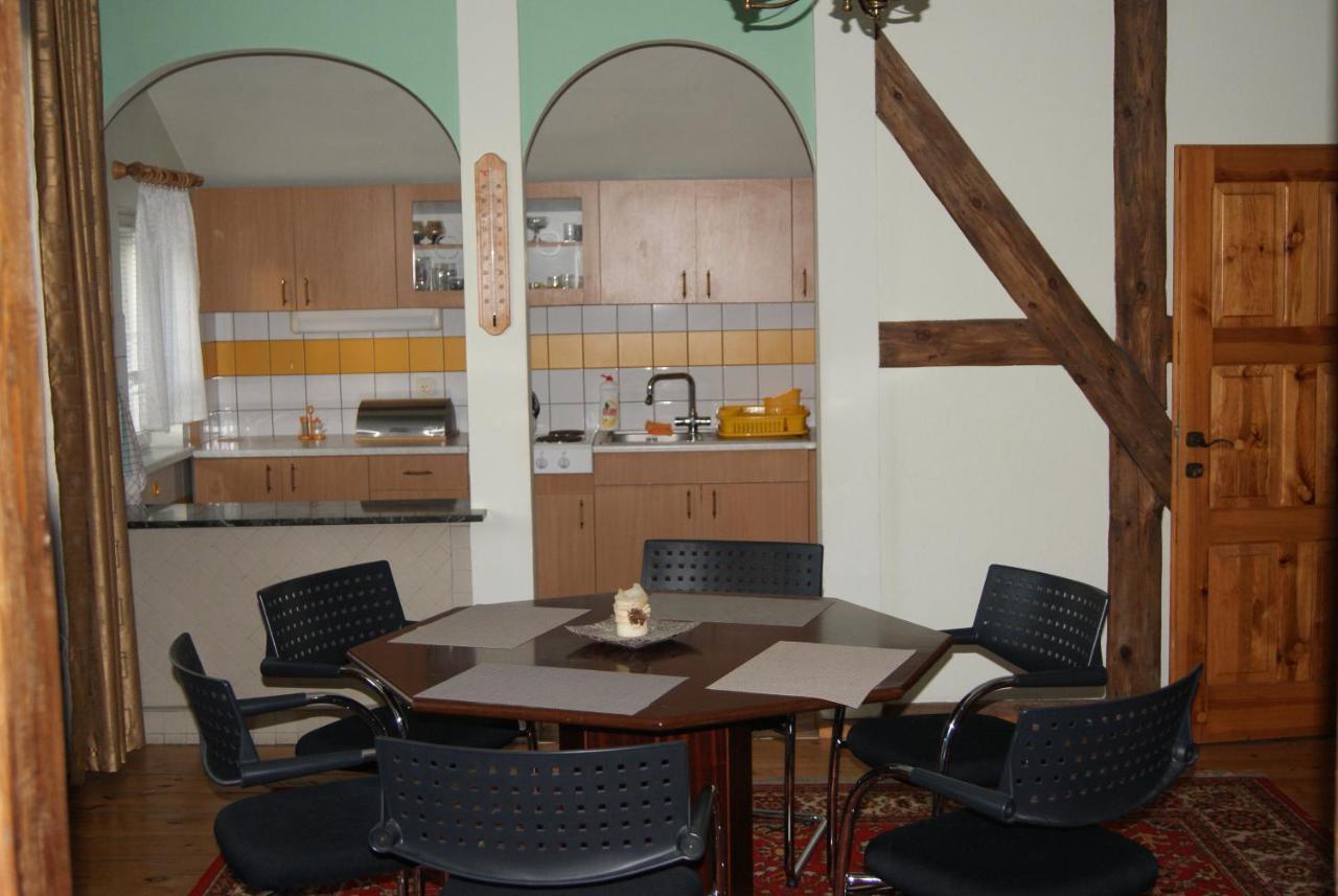 Hotel Alga Устка Екстериор снимка