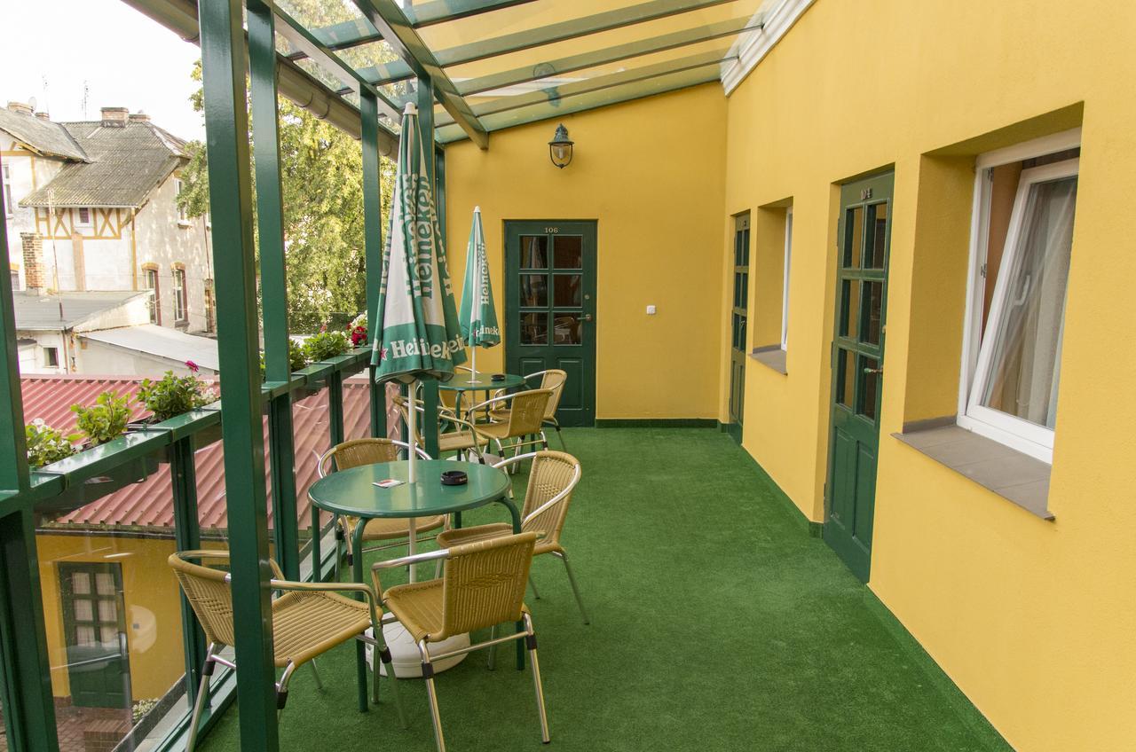 Hotel Alga Устка Екстериор снимка
