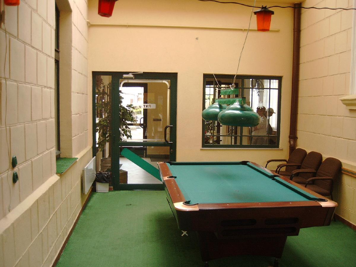 Hotel Alga Устка Екстериор снимка